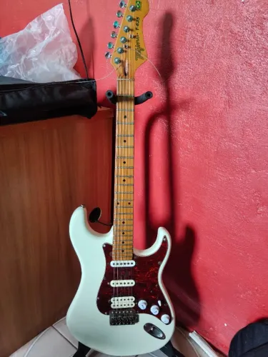 Guitarra Tagima 635 hand made brasil