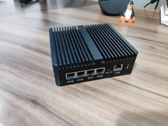 Mini-pc firewall/Appliance N5100 8gb DDR4, 128GB nvme com fonte