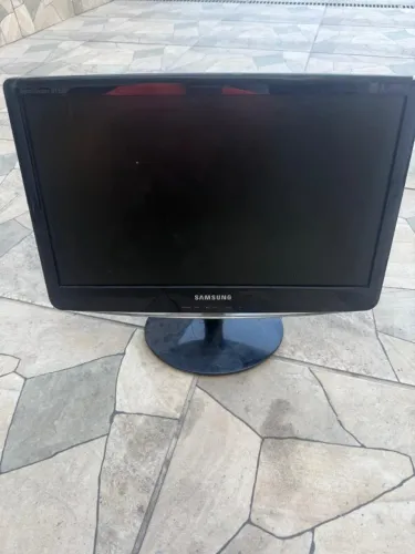 monitor samsung 20 polegadas 350,00