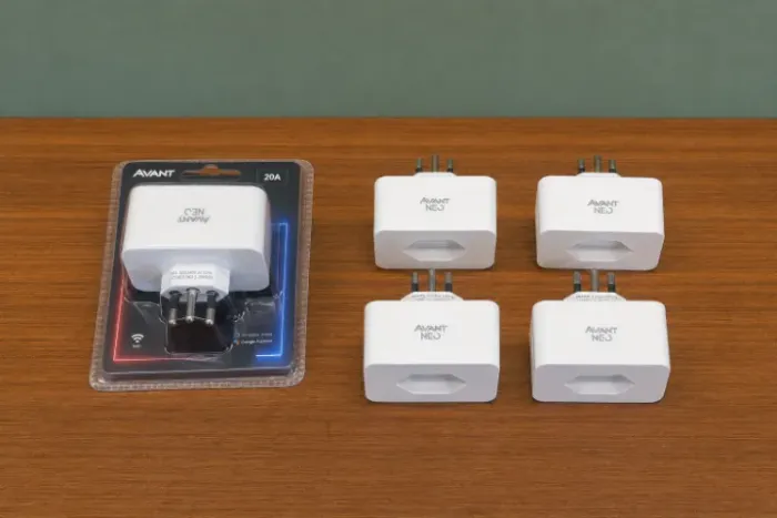 5x Tomada Inteligente Wi-fi 2.4 GHz 10/20A 110v/220v Bivolt Neo AvantT