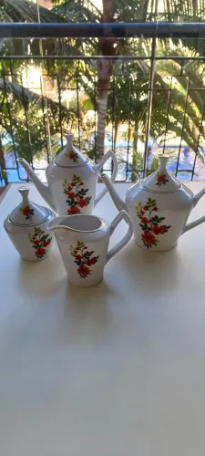 Antiguidade Conjunto Porcelana Pozzani
