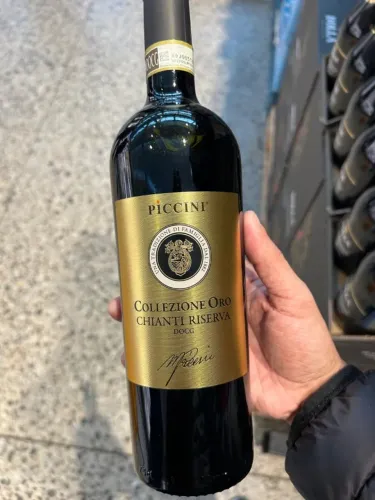 Garrafa de vinho Piccini Collezione Oro Riserva ano 2021