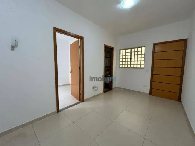 Kitnet com 1 dormitório para alugar, 38 m² por R$ 1.000,01/mês - Centro - Londrina/PR