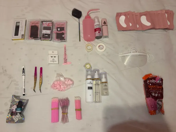 Kit para extensão de cílios com materiais e acessórios