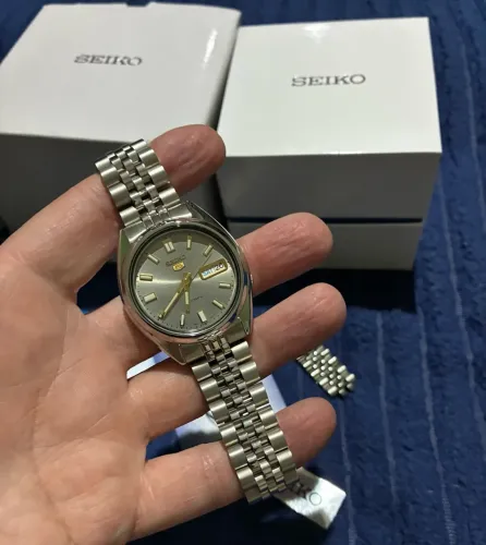 Seiko 5 SNXS 75K1