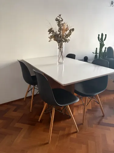 Mesa 4 lugares + cadeiras