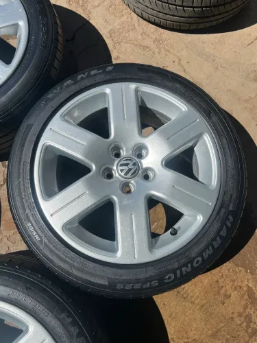 JOGO DE RODAS ORIGINAIS DO BORA ARO 16 5x100
