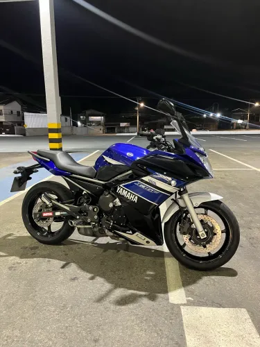Xj6F 2013 Yamaha  azul 