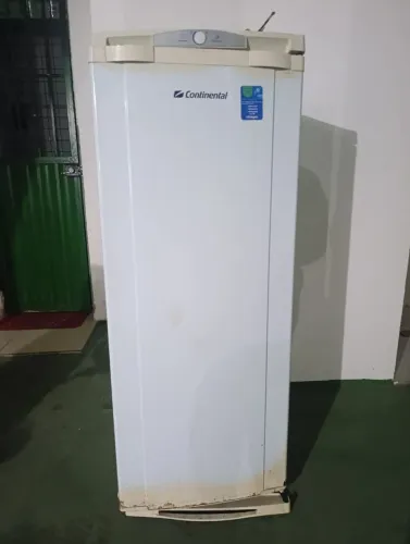 VENDO, GELADEIRA, PERFEITA ESTADO FUNCIONAMENTO