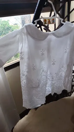 Roupas de batizado em linho