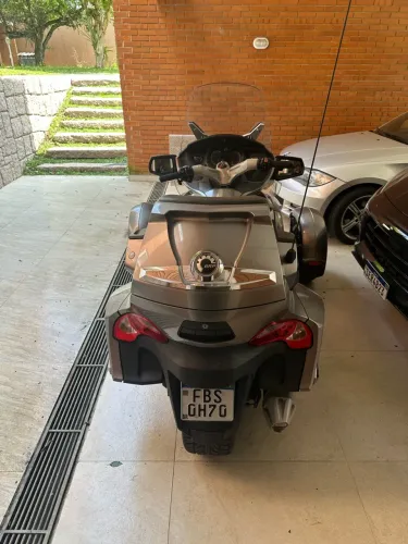 BRP Can-Am Spyder 990 RT-limited 2011