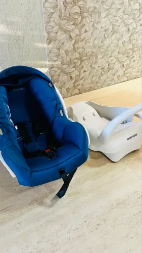 Bebê conforto maxi cosi