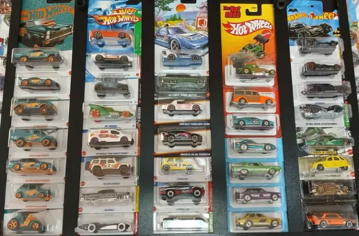 Carrinhos em miniatura Hot Wheels ou Matchbox preço único variados