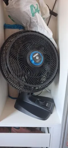 Ventilador grande Arno Turbo com repelente