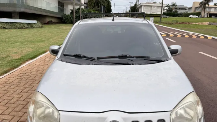 Fiat Uno Vivace Celeb. 1.0 EVO F. Flex 8V 3P 2012