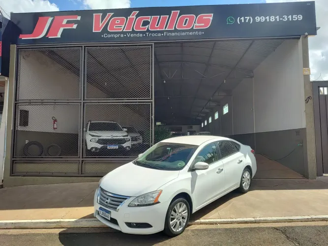 Nissan Sentra SL 2.0/ 2.0 Flex Fuel 16V Aut. 2015