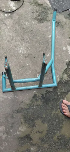Suporte pra moto.