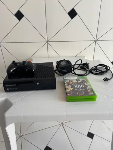 Xbox 360 à Venda - Funcionando Perfeitamente! ?