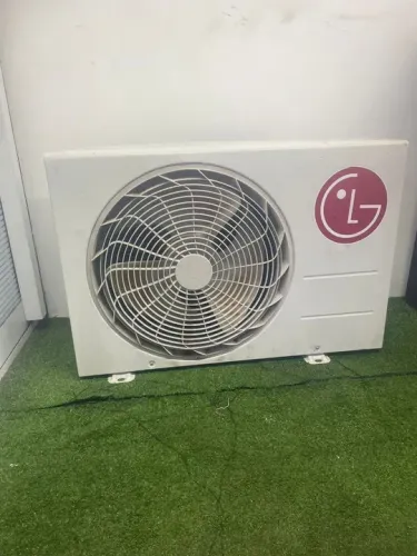 Condensadora LG 9k 220v 60Hz / R22 