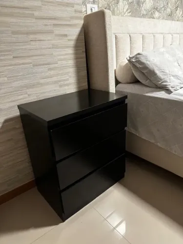 Mesa de cabeceira em MDP Tok Stock