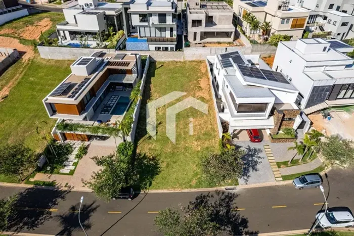 TERRENO À VENDA EM CONDOMÍNIO FECHADO NO ALPHAVILLE DOM PEDRO EM CAMPINAS