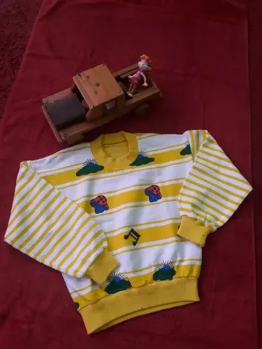 Blusão Feminino Infantil Básico de Moletom