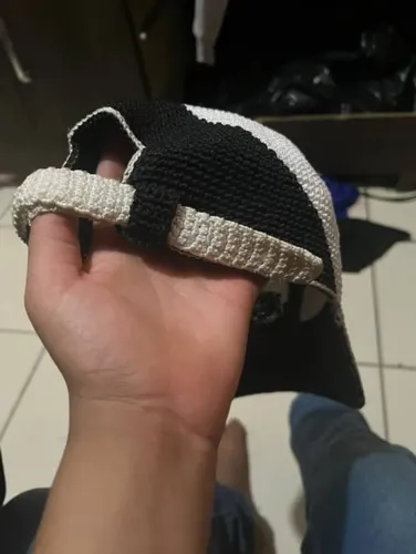 Boné de crochê tony coutry