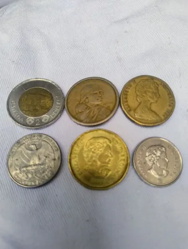 Vende se moedas antigas