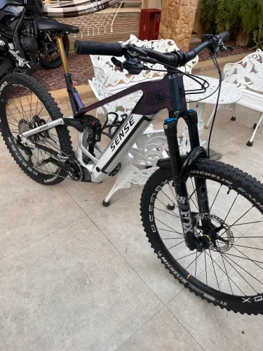 Sense Exalt E-trail AL RACE Elétrica Forty five 45 (a mais completa)