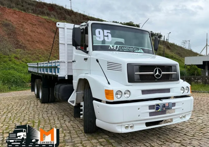 MB 1618 Truck Carroceria ano 95 Novíssimo diferenciado 