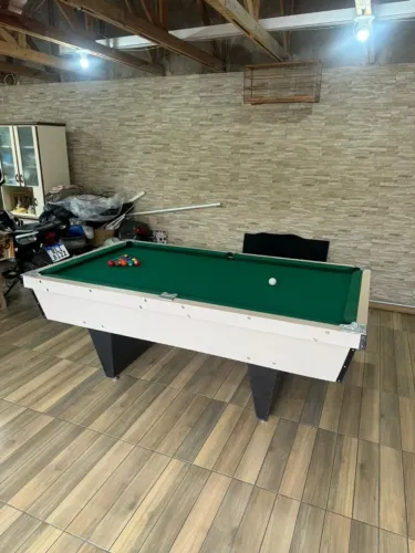 Mesa de Sinuca, Profissional - Fórmica bege - excelente qualidade