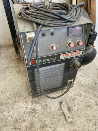 Máquina Solda MIG completa com tocha