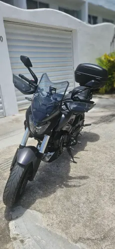 Dominar 400 + Capa GV + Baú Givi + Brinde