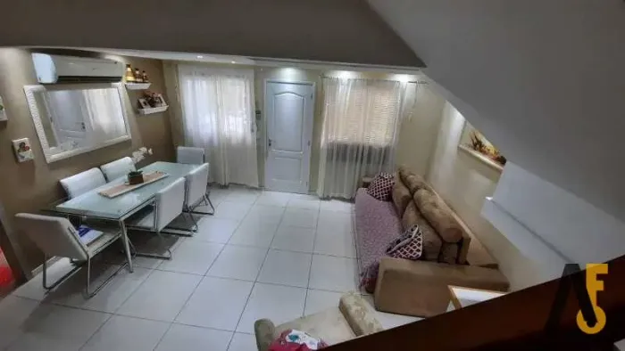 Excelente casa em condominio com duas suítes - lazer para as crianças