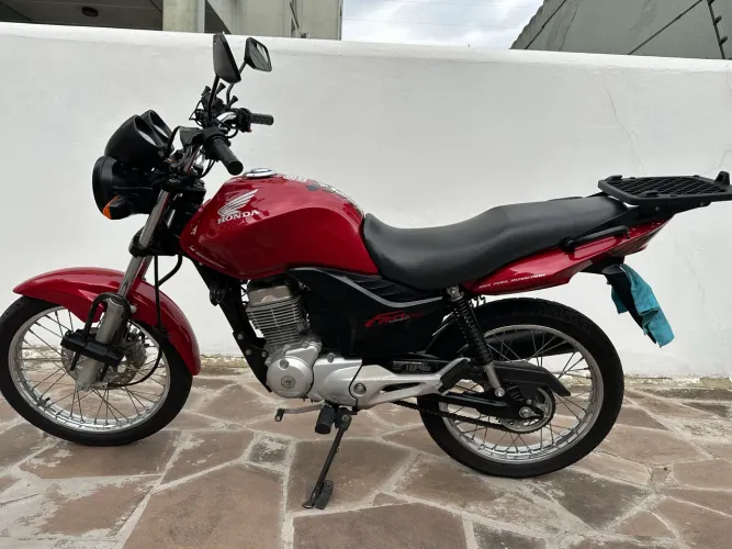 CG 150 Fan ESDI com 23.500 km originais 