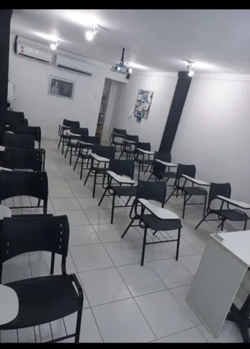 Sala para Cursos e Treinamentos na Barra