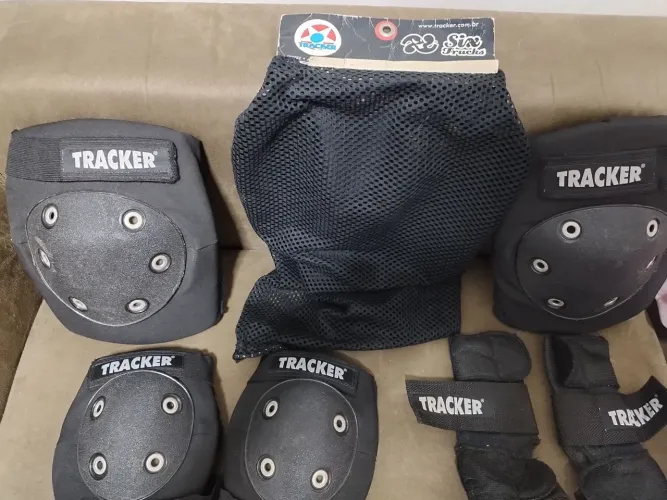Kit acessórios proteção TRACKER patins, skate etc ...