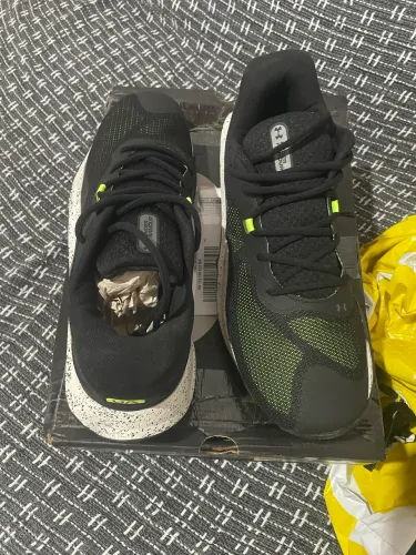 Vendo Tênis Under Armour Buzzer 2 Novo 46