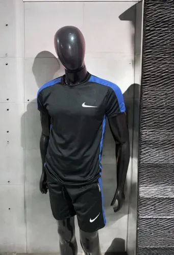 Conjunto Nike - Camiseta e Bermuda - pontuação disponível P.M.G.GG