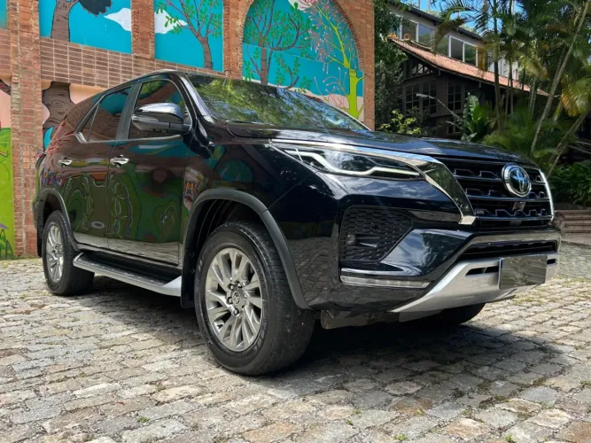 Toyota Hilux SW4 4X4 2.8 Diesel 2024