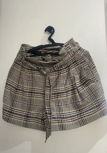 shorts xadrez da zara