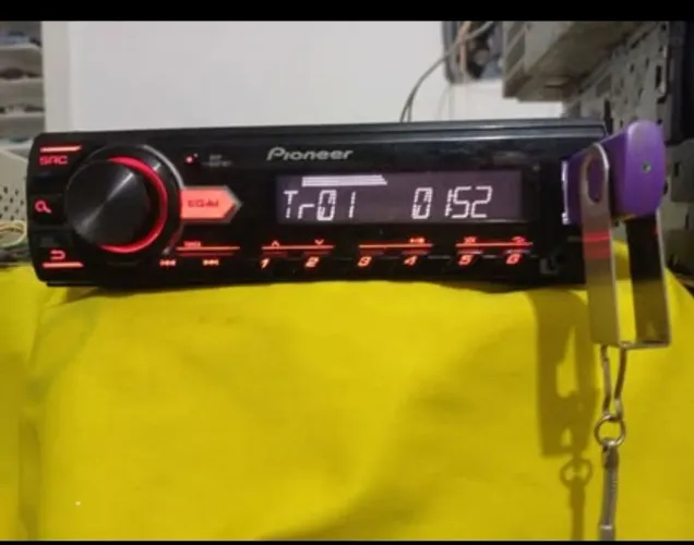 Pioneer MVH098UB ( NÃO TEM BLUETOOTH)