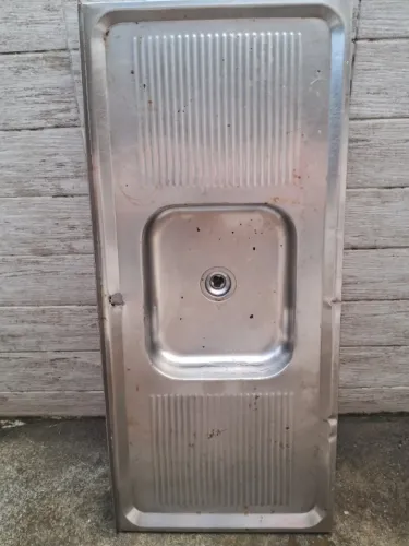 Pia Inox conservada. Entrego com taxa a combinar.