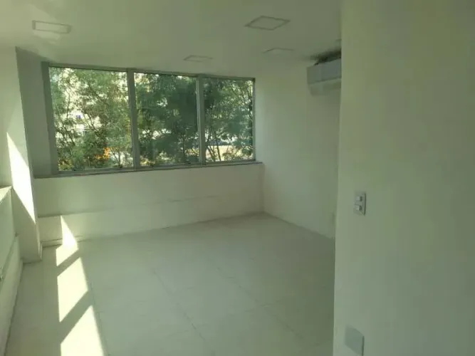 Sala : / Comercial / Pechincha
