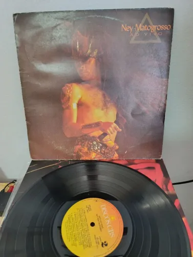 Disco de vinil (Ney Matogrosso, ao vivo)