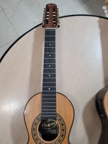 Viola a venda
