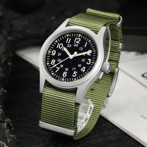 Relógio Militar 38mm Quartz 100M Vidro Safira