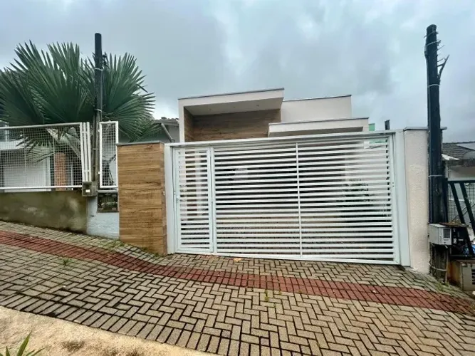 Casa para venda no São Lucas, pertinho do centro de Chapecó