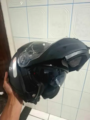 CAPACETE GP TECH 