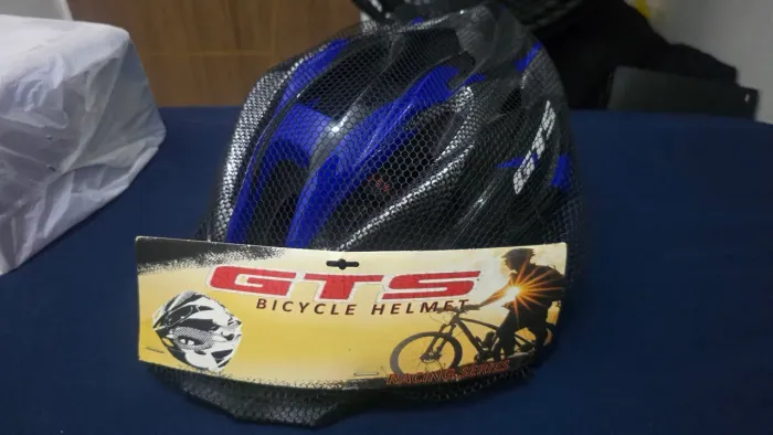 Capacete para bicicleta GTS tamanho G